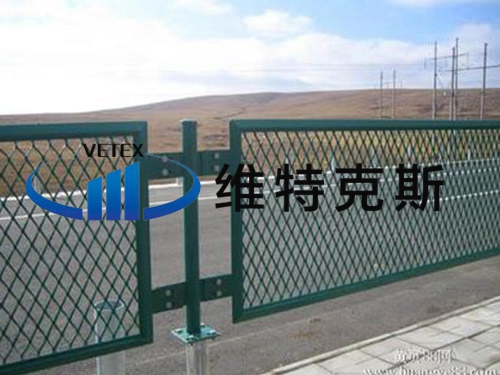高速公路護欄網(wǎng)